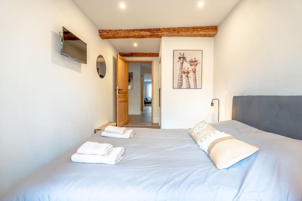 Superbe Appartement Neuf, Climatise Centre Village Le Plan-de-la-Tour Bagian luar foto