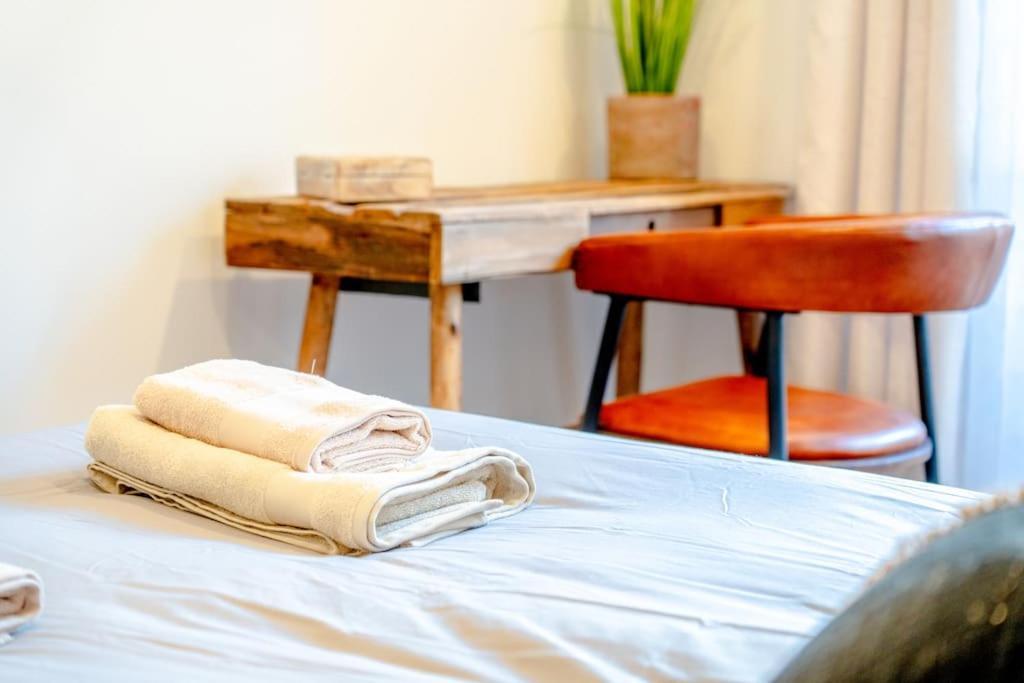 Superbe Appartement Neuf, Climatise Centre Village Le Plan-de-la-Tour Bagian luar foto