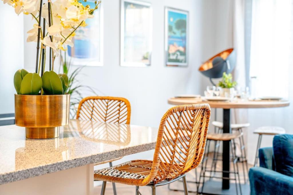 Superbe Appartement Neuf, Climatise Centre Village Le Plan-de-la-Tour Bagian luar foto