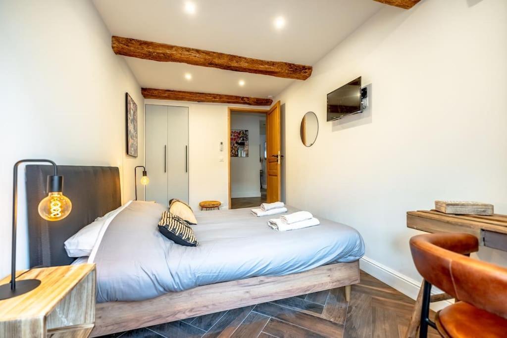 Superbe Appartement Neuf, Climatise Centre Village Le Plan-de-la-Tour Bagian luar foto
